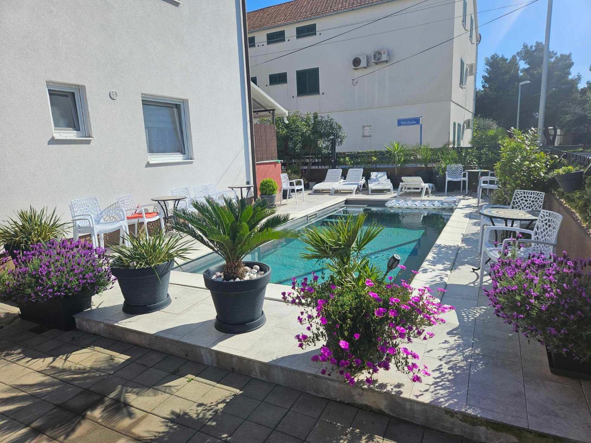 Apartmani Paula Vodice Exterior photo